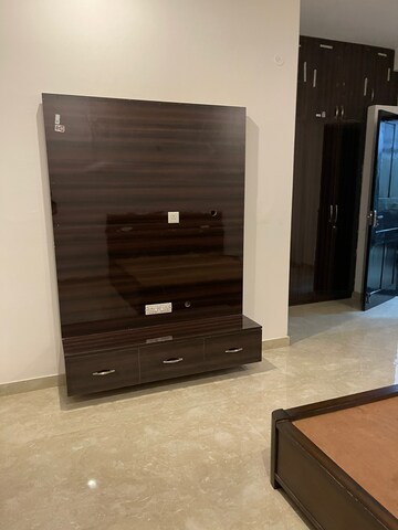 Bedroom in 3 BHK Apartment at Spire Wood, Sector 46 – for Rent