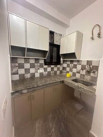 1 BHK Builder Floor For Rent in Govindpuri
