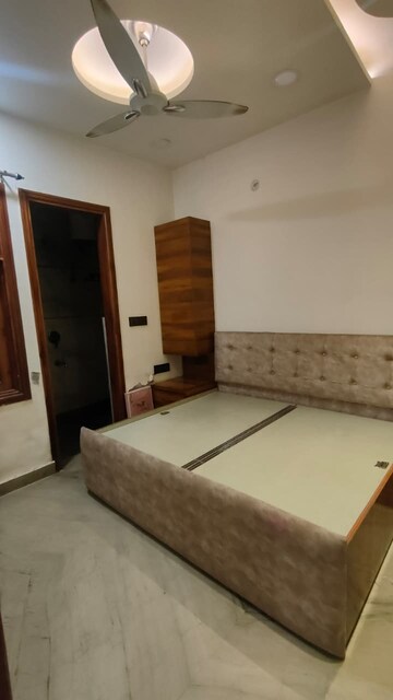 2 BHK Apartment For Sale in Rohini