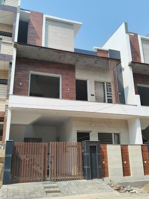 Living Room in 3 BHK Independent House at Patiala Road – for Sale
