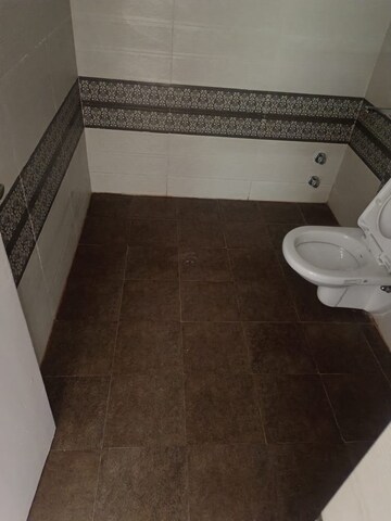 Bathroom in 3 BHK Apartment at Pareena The Elite Residences, Sector 99 – for Rent