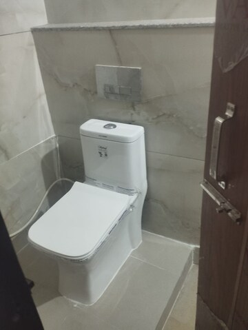 Bathroom in 3 BHK Apartment at Janakpuri – for Rent