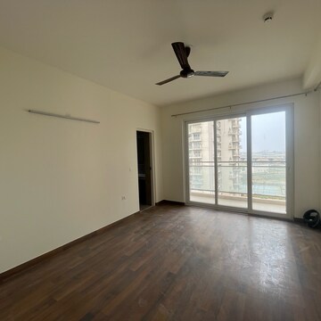  3 BHK Apartment at Conscient Heritage Max, Sector 102 – for Rent