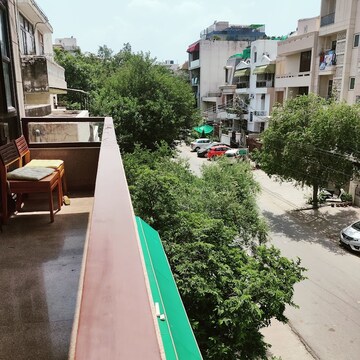 3 BHK Builder Floor – Map Location View at East Of Kailash - for Rent