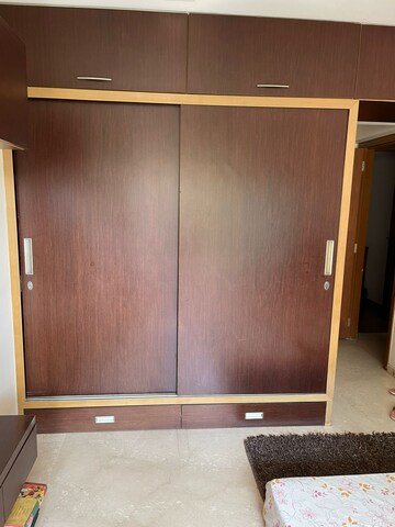 Master Bedroom in 3 BHK Apartment at K Raheja Vistas, Andheri East – for Rent