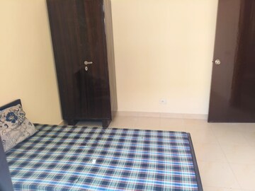 Bedroom in 2 BHK Apartment at Apex Our Homes, Sector 37c – for Rent