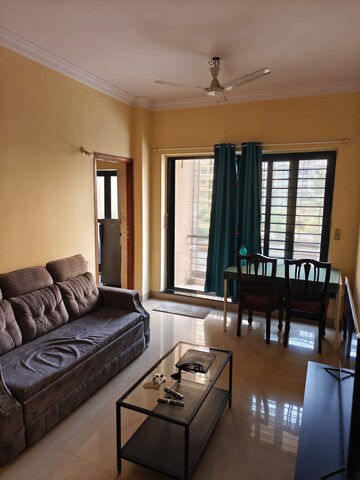 1 BHK Apartment For Rent in K Raheja Heights, Malad East
