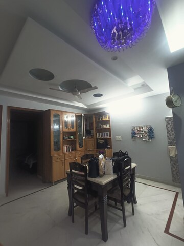 Master Bedroom in 3 BHK Builder Floor at Sector 9 – for Rent
