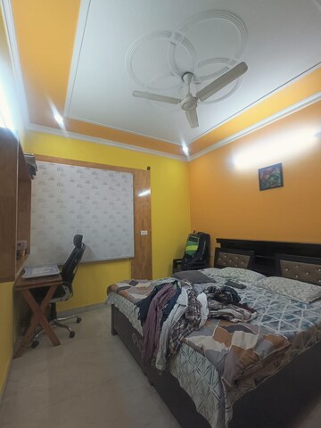 Bedroom in 3 BHK Builder Floor at Sector 9 – for Rent