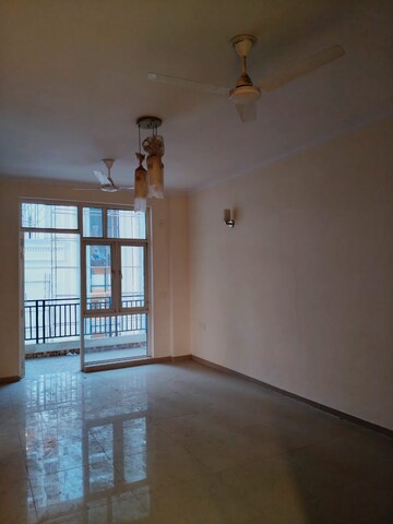 3.5 BHK Apartment For Rent in Omaxe Waterscapes, Gomti Nagar