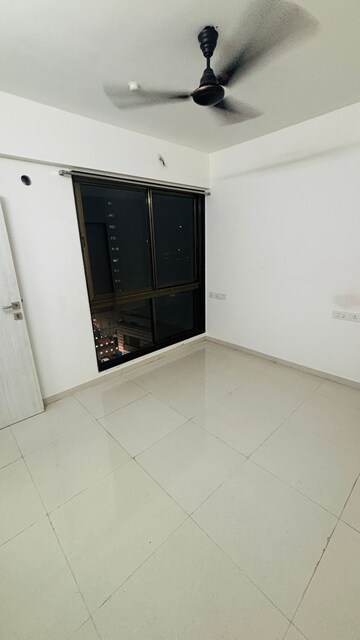 Bedroom in 1 BHK Apartment at Chandak Nishchay, Borivali East – for Rent