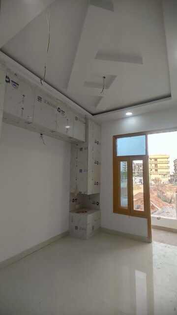 Bedroom in 2 BHK Apartment at Sector 73 – for Sale