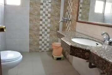 Bathroom in 1 BHK Builder Floor at Shahdara – for Sale
