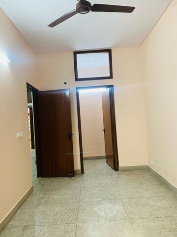 Master Bedroom in 3 BHK Builder Floor at East Of Kailash – for Rent