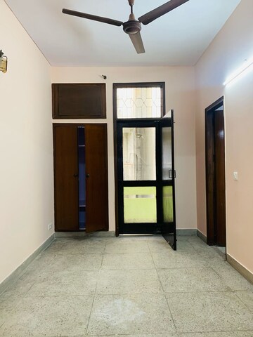 Master Bedroom in 3 BHK Builder Floor at East Of Kailash – for Rent