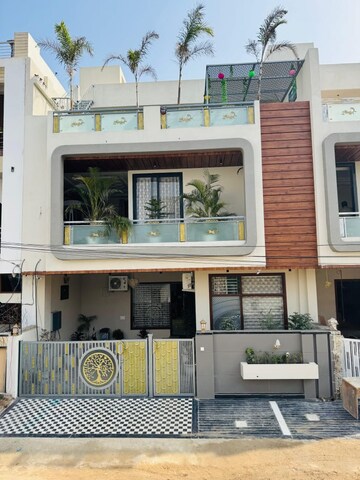 5 BHK Villa – Exterior View View at C-Scheme - for Sale