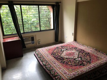 Bedroom in 2 BHK Apartment at Hiranandani Gardens, Powai – for Rent
