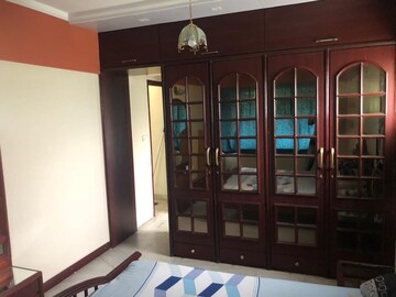 Master Bedroom in 2 BHK Apartment at Hiranandani Gardens, Powai – for Rent
