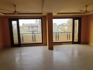 Master Bedroom in 4 BHK Builder Floor at Boutique Residential Apartments A 3 2, Vasant Vihar – for Rent