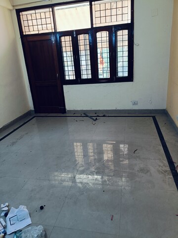Master Bedroom in 3 BHK Builder Floor at RWA Apartments Sector 26, Sector 26 – for Rent