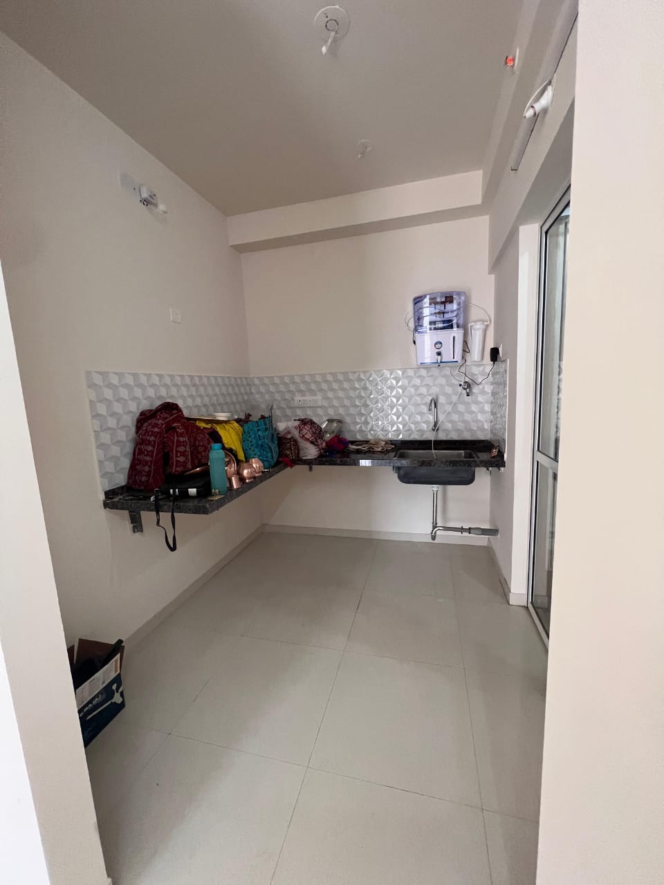 1 BHK + Extra Room Apartment For Sale in Kolte Patil Life Republic
