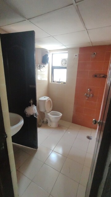 Bathroom in 2.5 BHK Apartment at Logix Blossom County, Sector 137 – for Rent