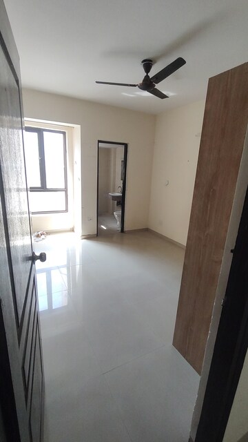 Bedroom in 2.5 BHK Apartment at Logix Blossom County, Sector 137 – for Rent