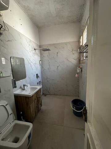 Bathroom in 3 BHK Villa at Patiala Road – for Rent