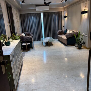 Swimming Pool in 3.5 BHK Apartment at M3M Latitude, Sector 65 – for Sale