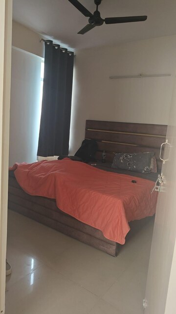 2 BHK Apartment For Rent in ROF Aalayas, Sector 102