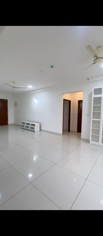 Furnished Amenities in 3.5 BHK Apartment at Prestige Tranquil, Kokapet – for Rent