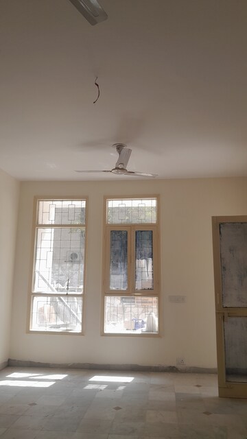 3 BHK Builder Floor For Rent in Kohli One Malibu Town, Sector 47