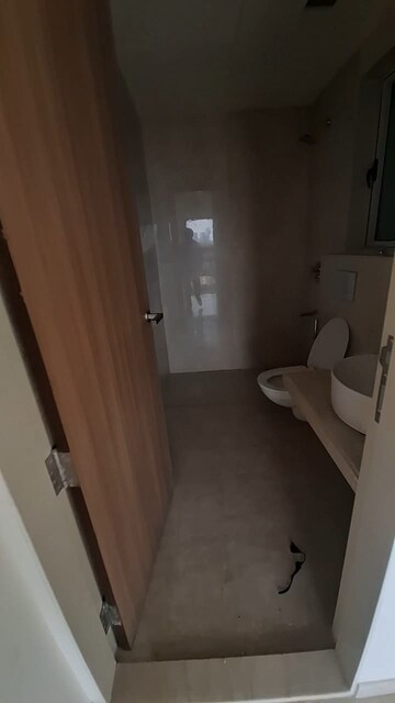 Bathroom in 3 BHK Apartment at Lodha Primo, Parel – for Rent