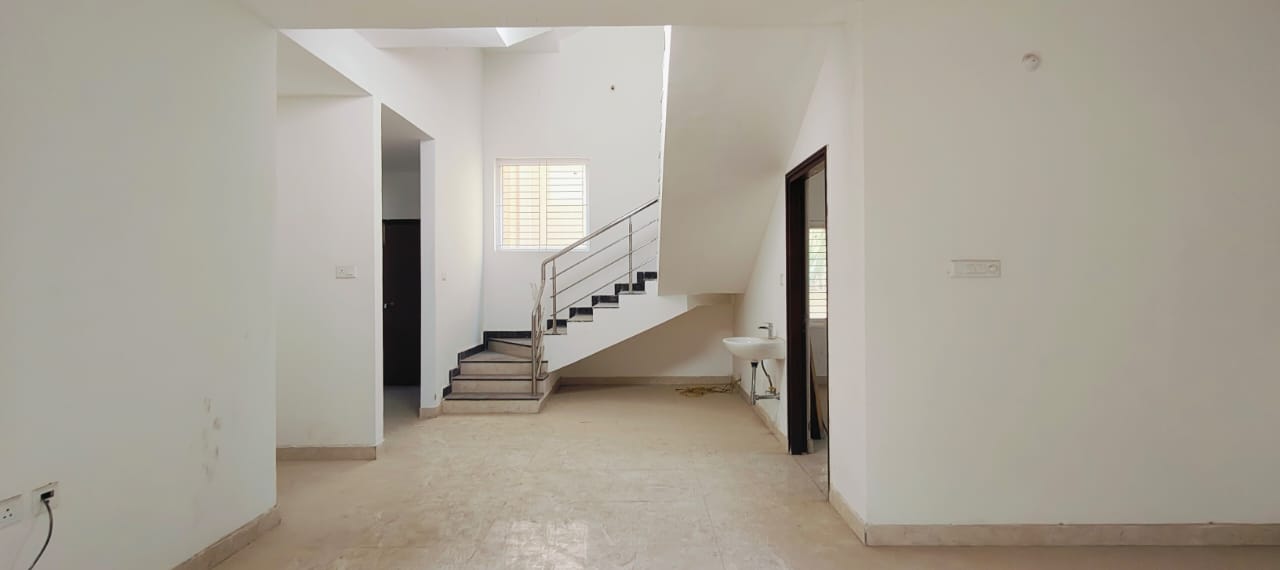 4 BHK + Pooja Room Villa For Sale in Prima Paradisoo