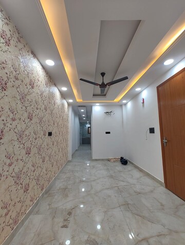Bathroom in 3 BHK Builder Floor at Govindpuri – for Rent