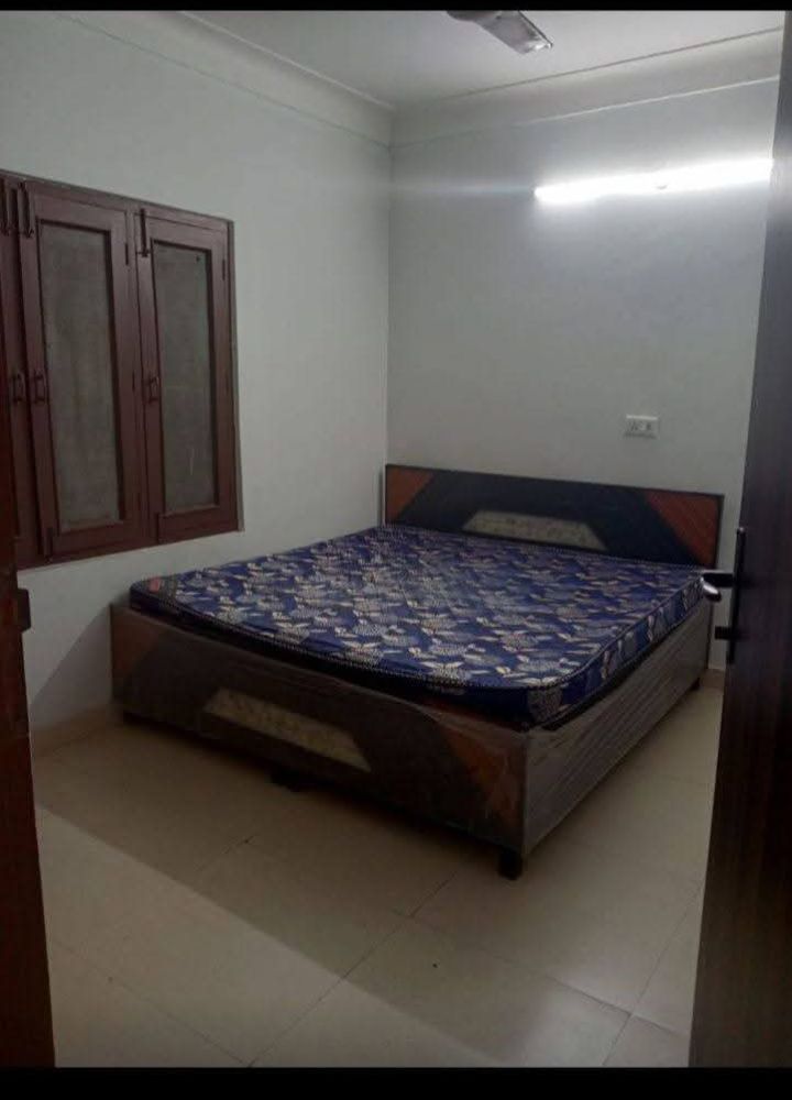 2 BHK Builder Floor For Sale in Lajpat Nagar II