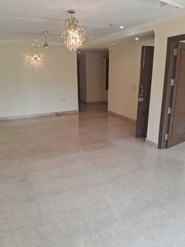Master Bedroom in 3 BHK Builder Floor at Greater Kailash Part 3 – for Rent