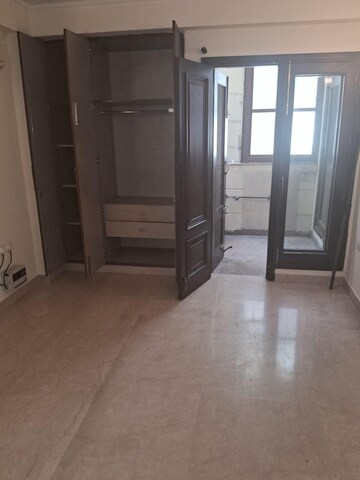 Master Bedroom in 3 BHK Builder Floor at Greater Kailash Part 3 – for Rent