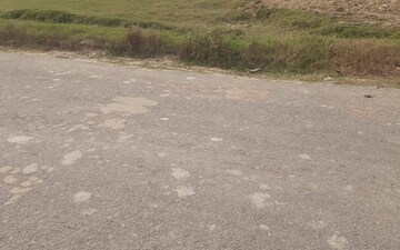 Plot For Sale in Charbagh