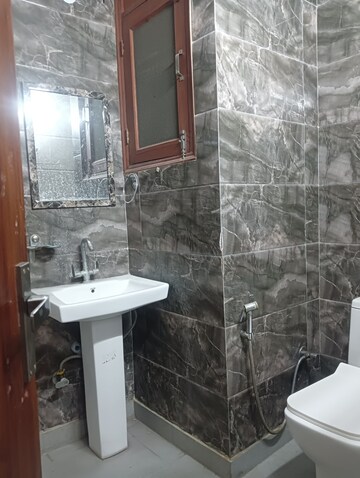 Bathroom in 2 BHK Builder Floor at Govindpuri – for Rent