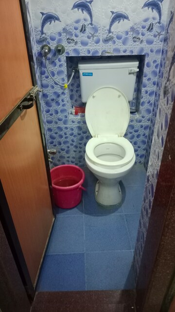 Bathroom in 1 RK Apartment at God Gifts Building, Lower Parel – for Rent