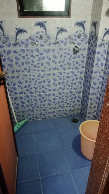 Bathroom in 1 RK Apartment at God Gifts Building, Lower Parel – for Rent