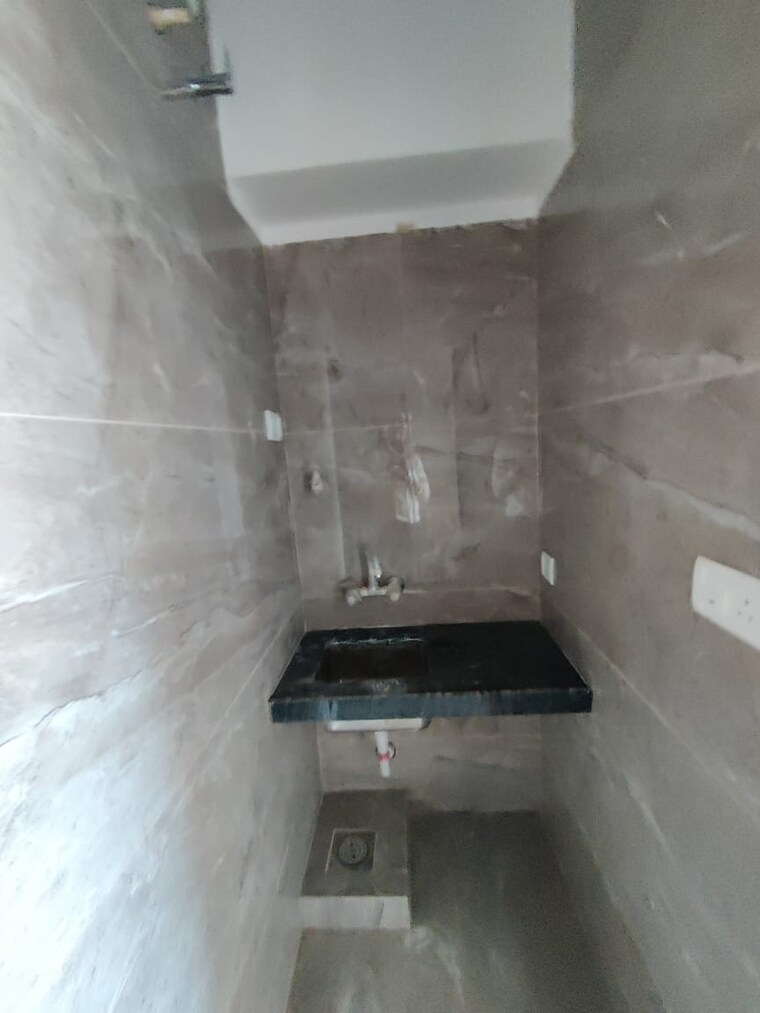 Other, gm-amore-edge Commercial Office Space 1035 Sq.Ft. In Khar West Mumbai 8473468