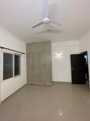 Master Bedroom in 4 BHK Apartment at Raheja Sampada, Sector 92 – for Rent