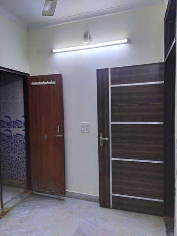  1 BHK Apartment at Govindpuri – for Rent