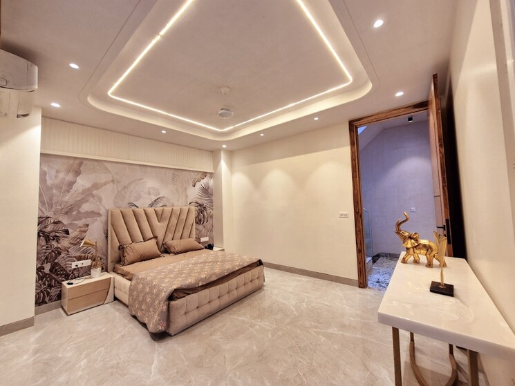 Master Bedroom, kalkaji 6+ Bedroom 2700 Sq.Ft. Independent House In Kalkaji Delhi 8473497