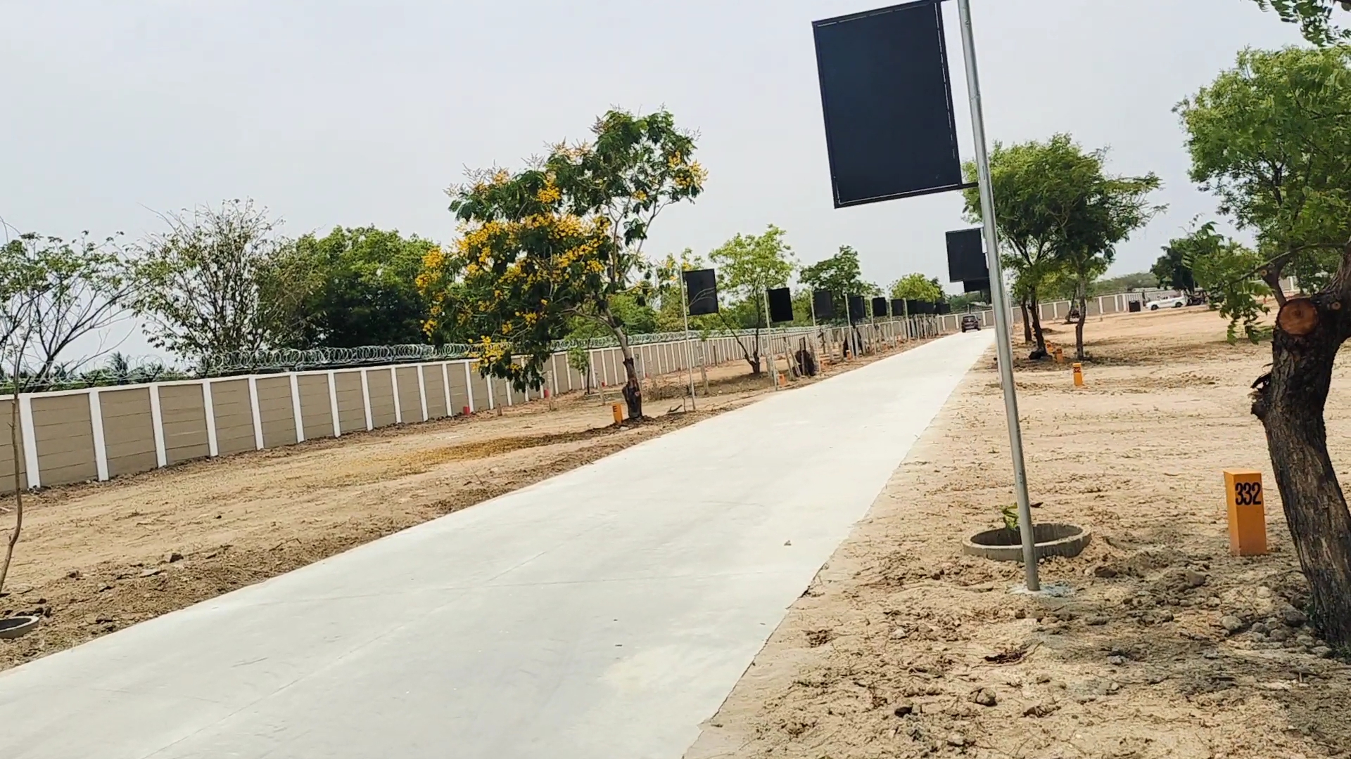 Plot For Sale in Prestige Extension 