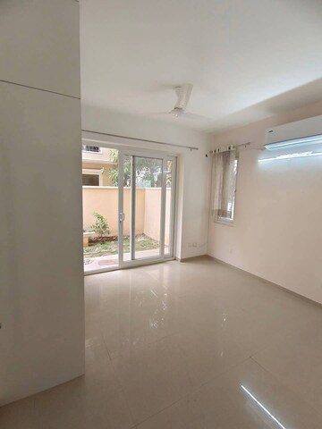 Master Bedroom in 3 BHK Apartment at Emaar MGF Emerald Hills, Sector 65 – for Rent