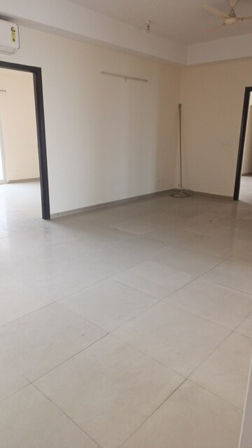 2 BHK Apartment For Rent in Lotus Panache, Sector 110