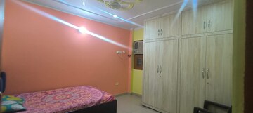 Bedroom in 2.5 BHK Apartment at Mayur Vihar Phase 1 – for Rent